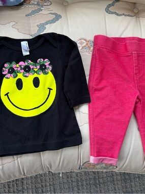 American Apparel Black Floral Smiley Graphic Tee with NEW Joes Jeans